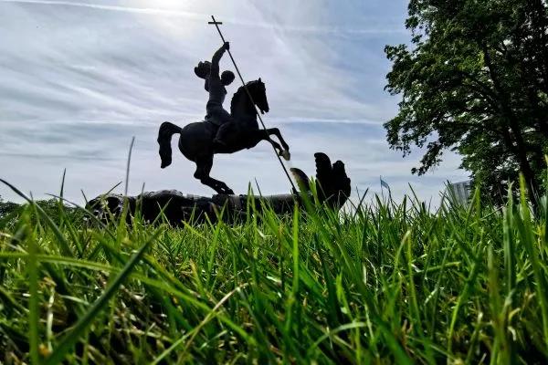 警惕：美国正在走向降低核武器使用门槛，部署