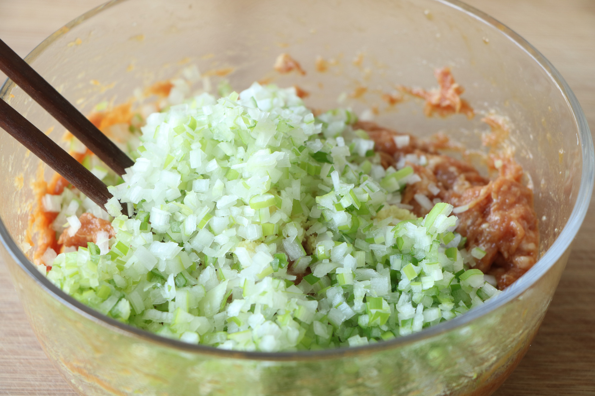 早餐小籠包，一口一個，學會在家做，比外面賣的健康好吃