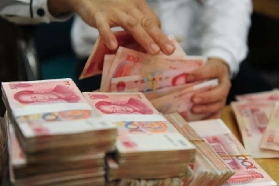 8亿人没坐过飞机，“0存款”人数达数亿，钱去哪