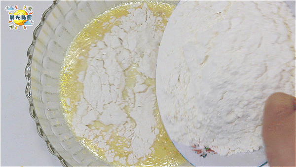 奶酪芝士早餐餅，每個週末都會做的簡易披薩，無需揉麵、一步到位