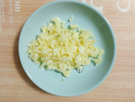 图片[3]-清炒油麦菜的做法步骤图 油麦菜清脆不软烂-起舞食谱网