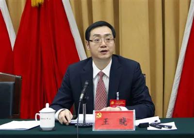 西部官员调整！27岁升副厅的博士，成省里最年轻