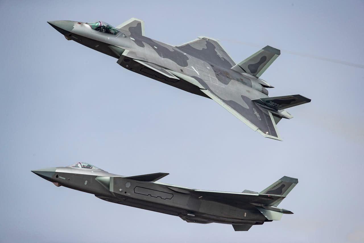 歼-20未出过事，美俄五代机都坠毁过多少？F-35缺陷竟高达966个