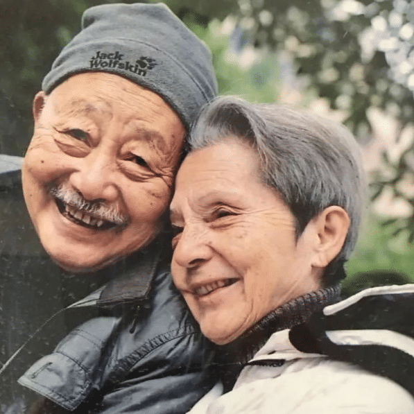 法国一名中法混血老太，苦等中国初恋55年，83岁