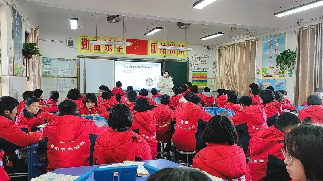 爱学堂以高质量发展为目标 打造新乡农村教育信息化样板校