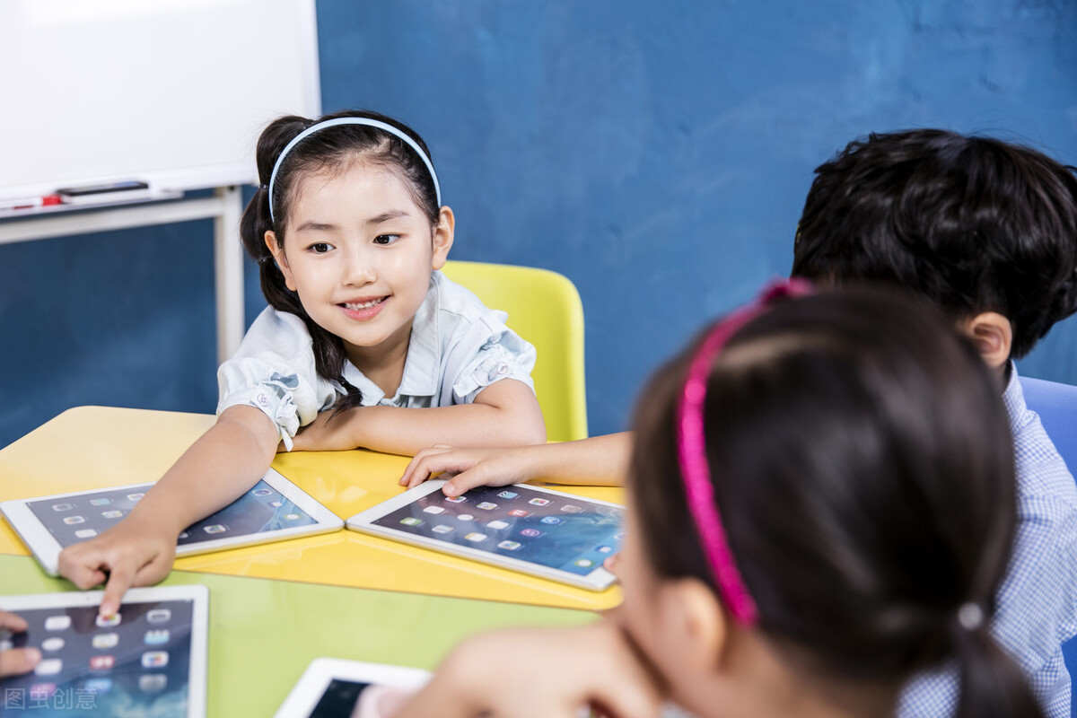 辅导机构学员管理系统如何管理排课和学员考勤？