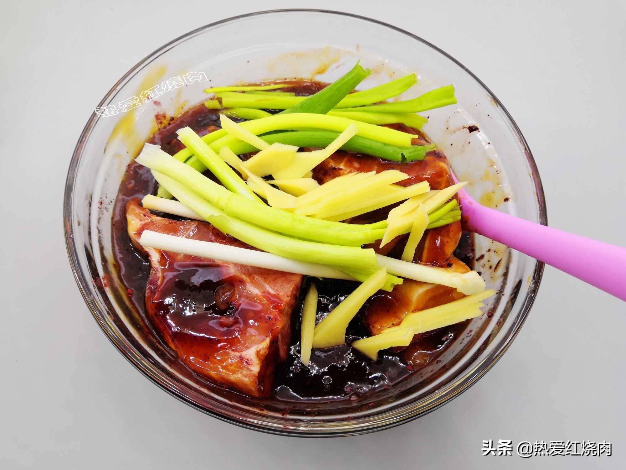 愛吃豬肉的試試這做法，又甜又香真好吃，做法簡單廚房小白也能行