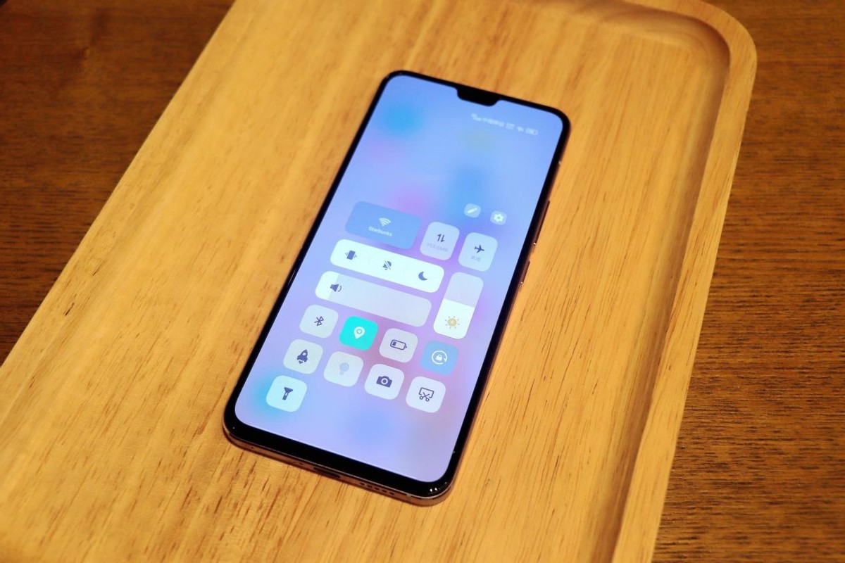 618种草自拍神器，vivo S9非凡的颜值，成就不一样的轻薄体验