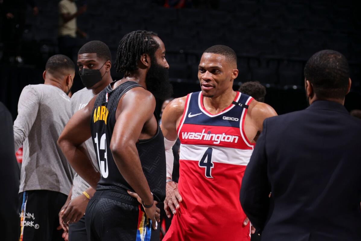 Warm heart one act! Ha Dengwei is little two talk about the past, griffin 464 day head is buckled + losing a value the first