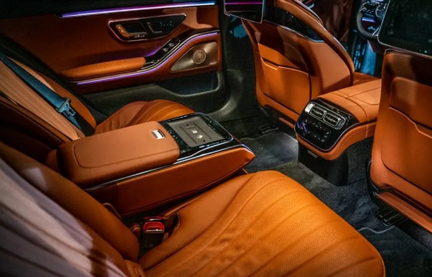 人总要有梦想 来看看这三款百万级豪车