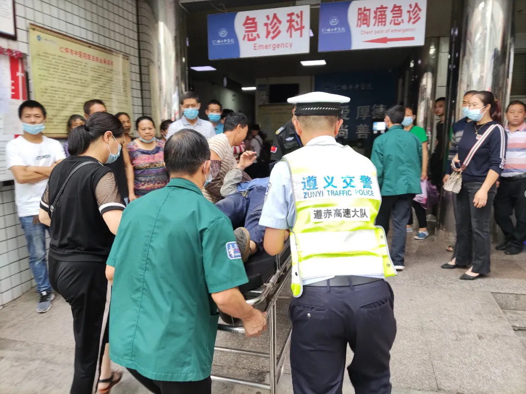 重庆|“交警你好，我可以超速一下吗？”