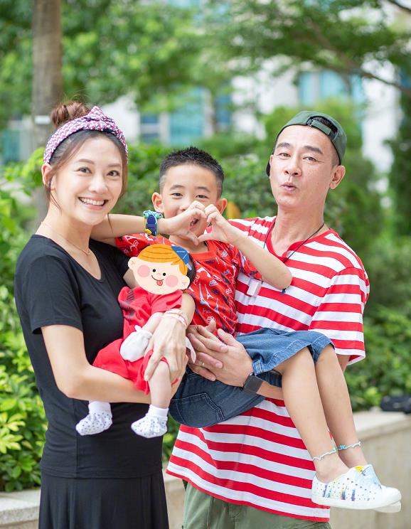 應采兒送兒子新年禮物，接地氣有寓意，估計Jasper看到會哭