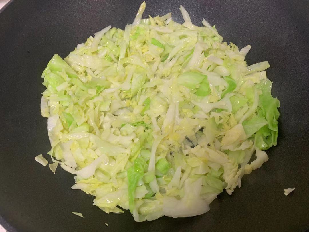 這蔬菜2塊錢1斤，用來炒雞蛋，清新鮮甜又營養，大人小孩都愛吃