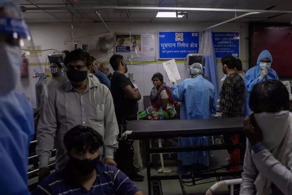 尸横遍野，印度疫情大爆发，对中国的影响不容小视