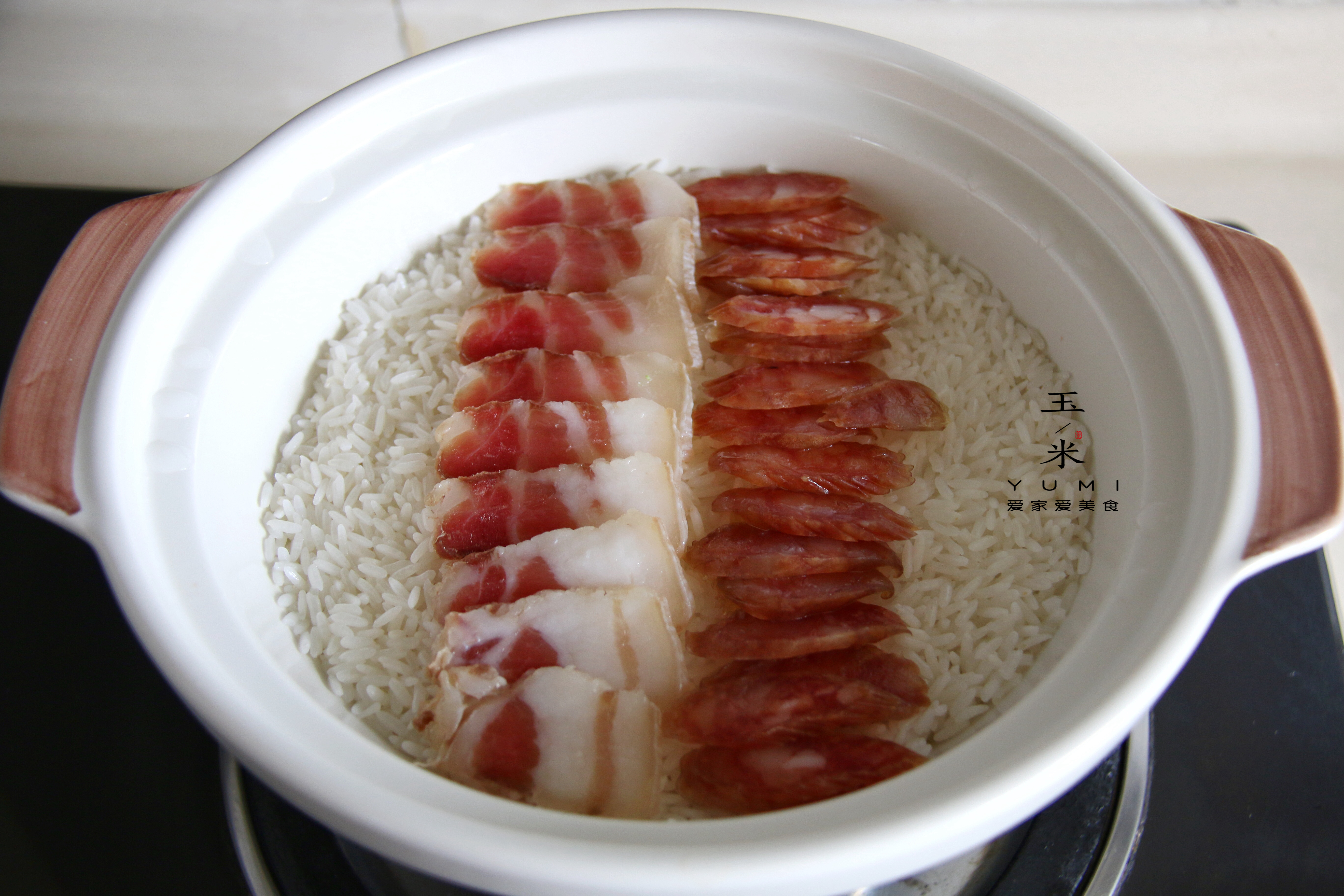 做煲仔饭大米要不要泡？10个人9个做错，难怪米饭硬还糊底