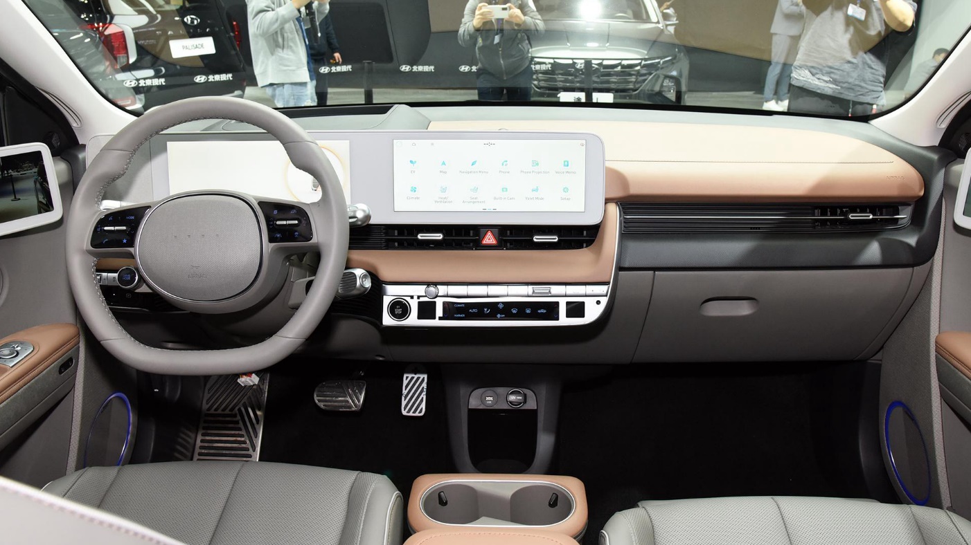 外观比较朋克风，来看即将国产的现代全新电动车有啥亮点？