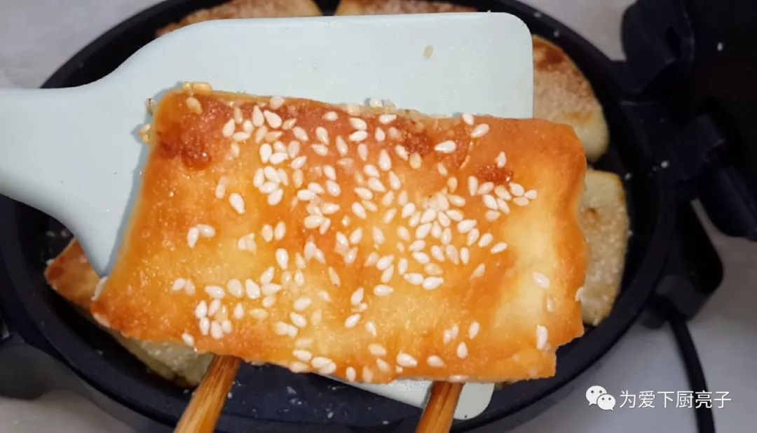 千層小糖餅做法，全程不用燙麵，鬆軟香甜又解饞，沒烤箱也能成功