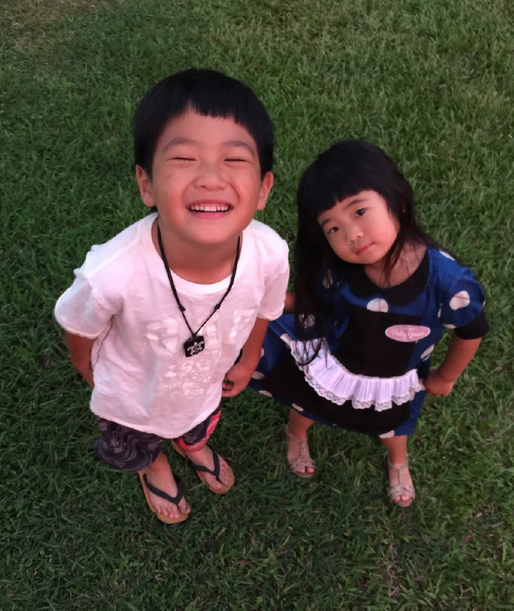 曹格为儿子庆12岁生日，Joe留黄发显成熟，丑萌姐姐成韩系美少女