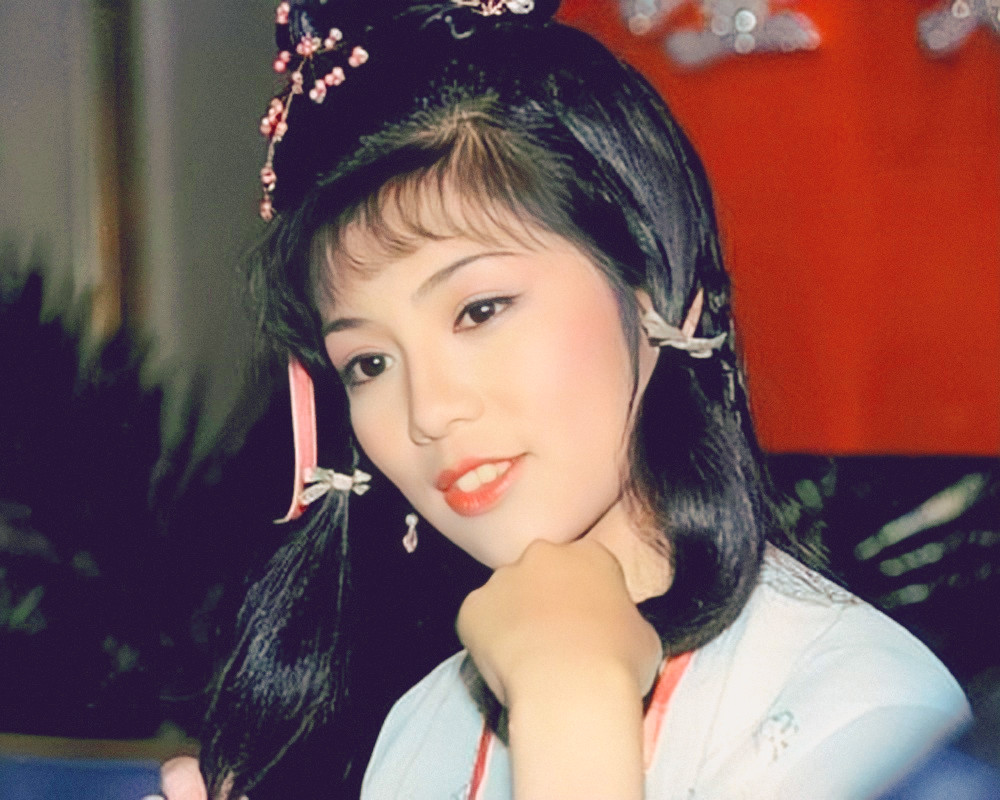 “俏黄蓉”翁美玲的感情史，和她去世的前因后果