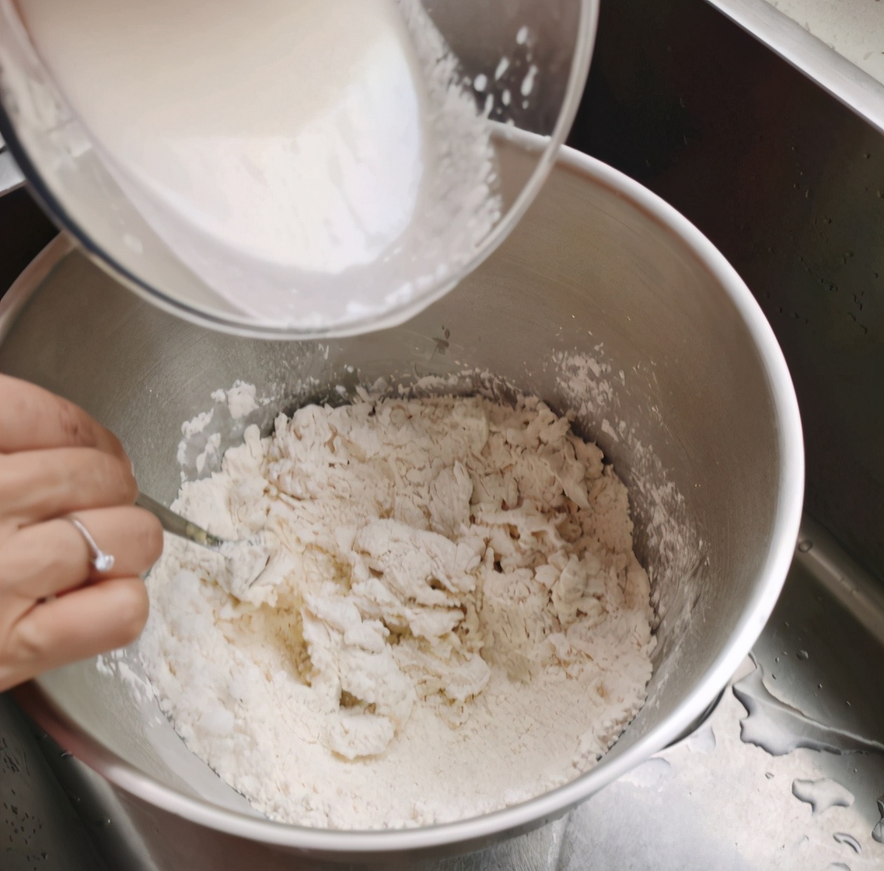 图片[5]-【蒸馒头】做法步骤图 发酵快 馒头松软香甜-起舞食谱网