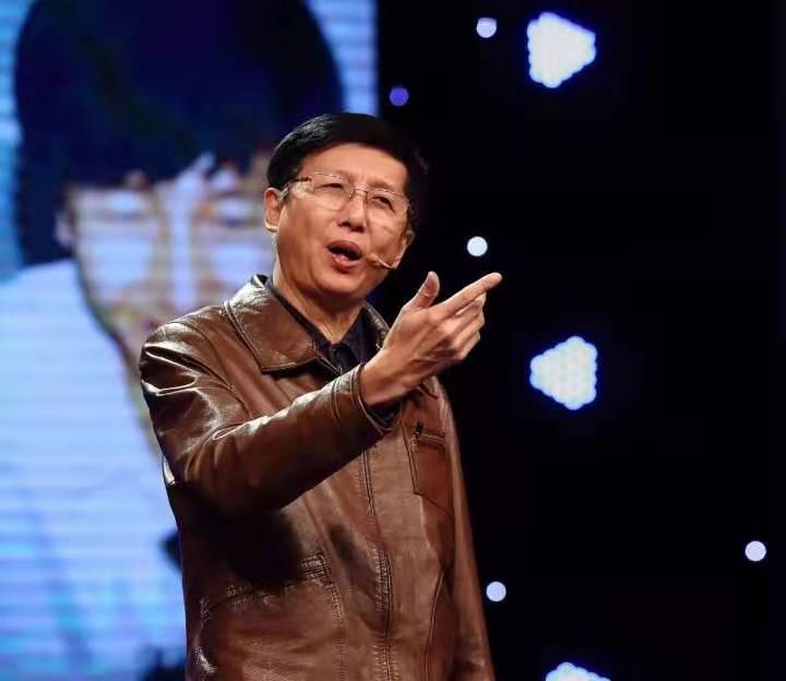 90年代的营销大师，带出三位名人，却因诈骗入狱