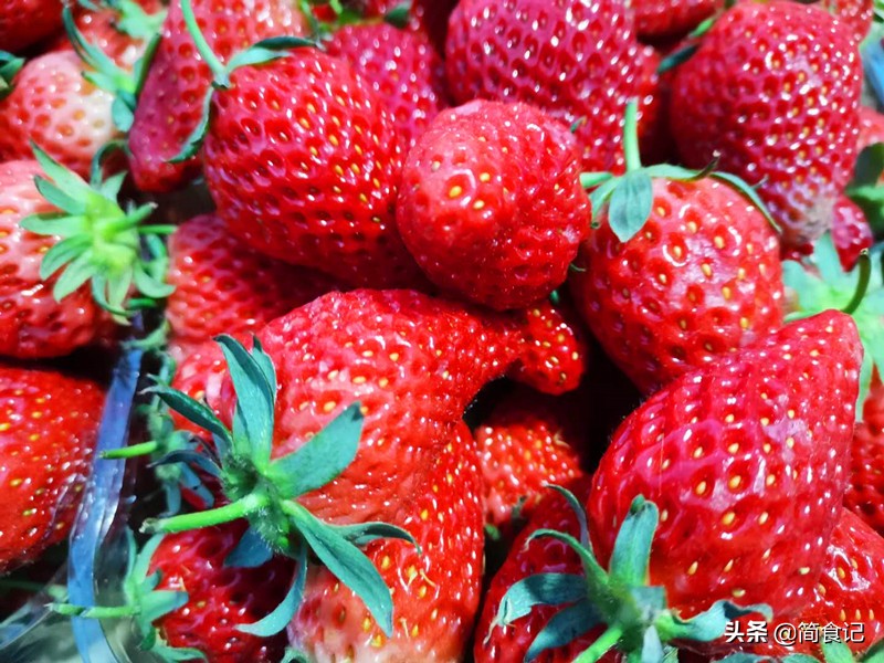 別再用鹽水洗草莓了！ 果農教你1招，蟲卵自動溜走，吃著更健康​
