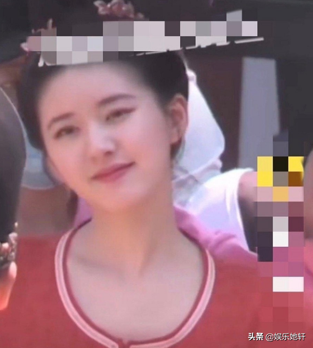 迪丽热巴《长歌行》路透曝光，一身唐装惊艳了！可女二号更抢镜