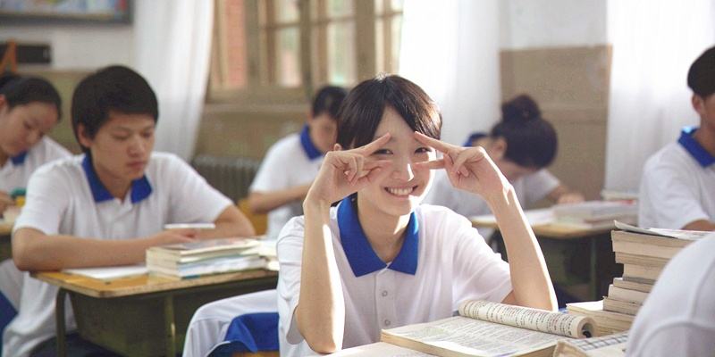 周冬雨再奪影后！鄭秀文發(fā)微博后秒刪陪跑六年多少心酸