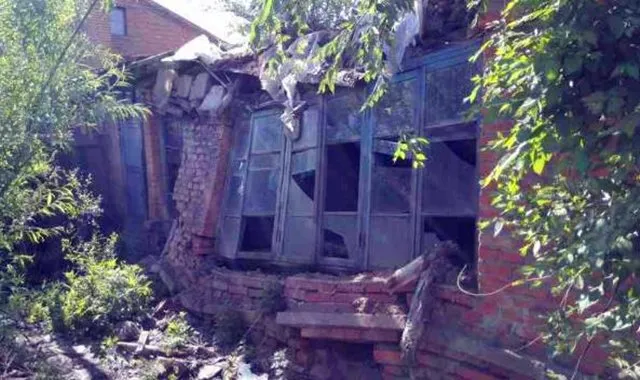 中国大案纪实：90年代变态恶魔残杀42人，血色地窖中尸体层层叠叠