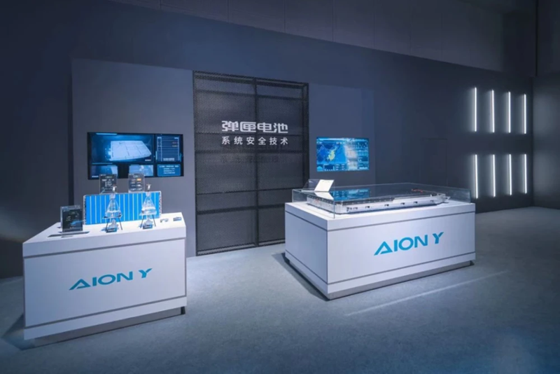 上海车展丨个性与空间兼备，AION Y上市：10.46万元起