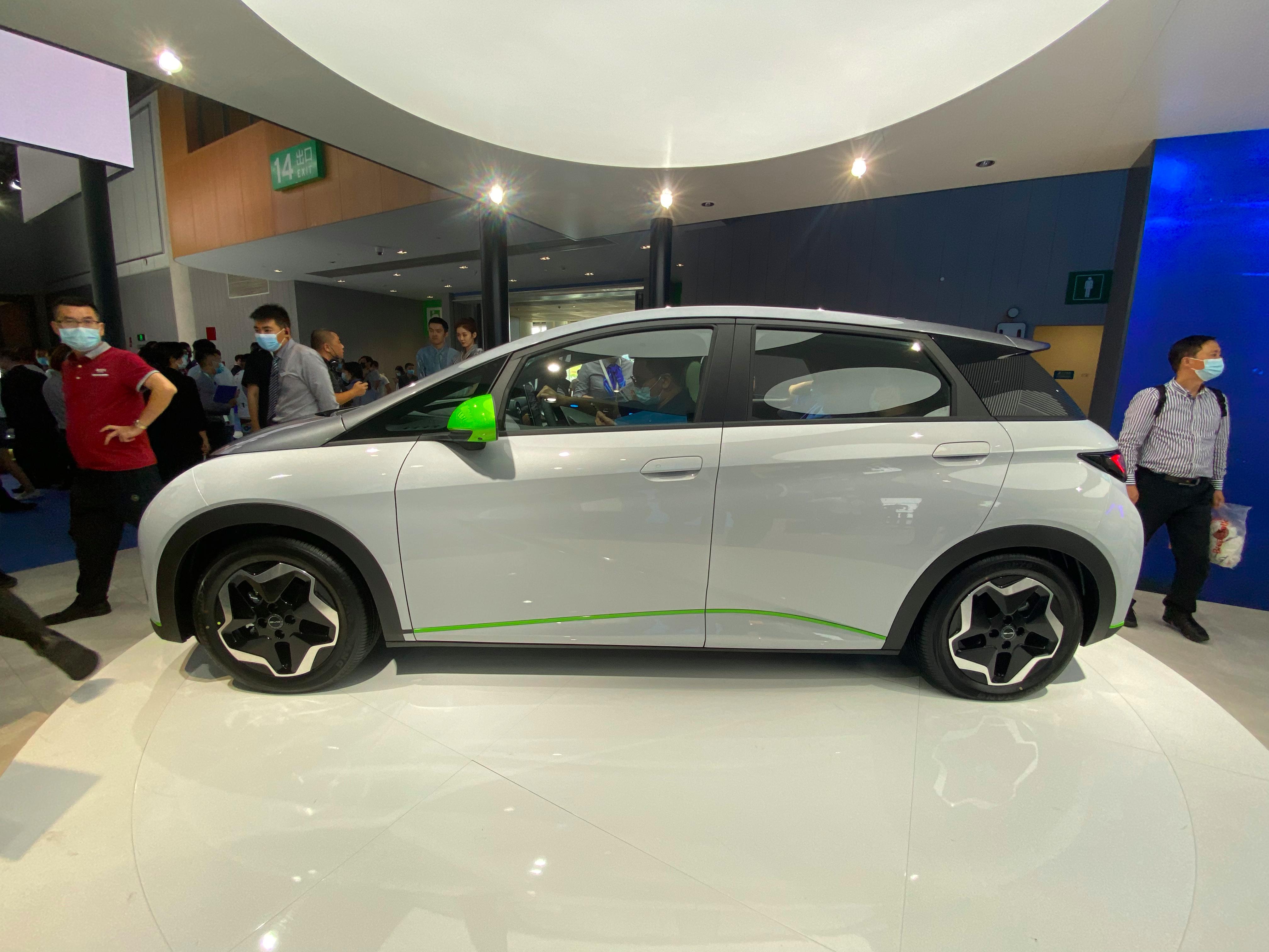 38万元起,小巧可爱的比亚迪海豚正式上市