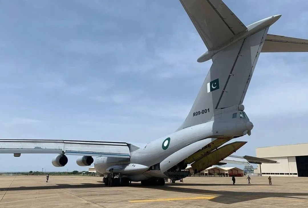 �����������������������Ƚ�ȴ�޷��������Ҵ�Ӯս��