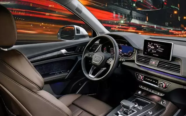 一降再降，奥迪Q5L跌破30万，这次不用担心卖不出