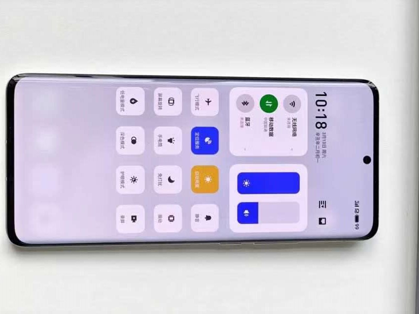 上市仅5个月降价1000元，2K屏+双40W闪充，骁龙888旗舰低价来袭