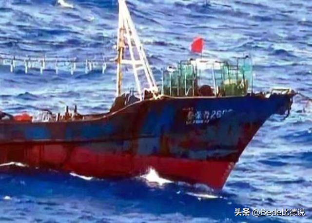 鲁荣渔2682号渔船惨案：33人出海仅11人归来，现实版“大逃杀”？