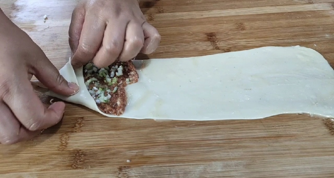 香酥肉餅原來這麼簡單，和麵比例製作手法教給你，在家輕鬆做
