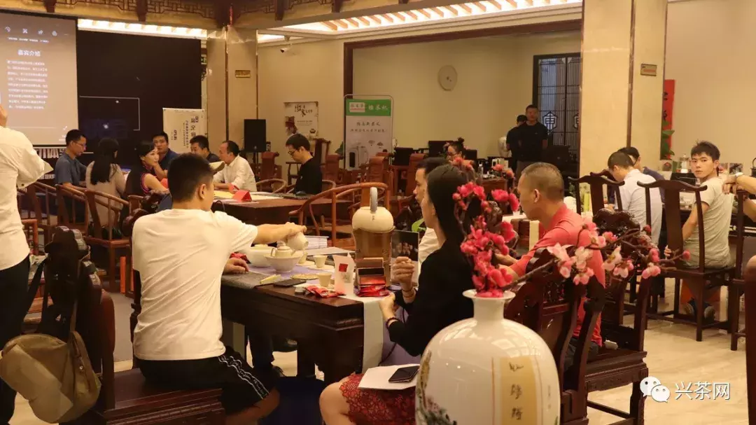 市场品牌化、消费需求多元化趋势下:茶商成长的3大关键路径