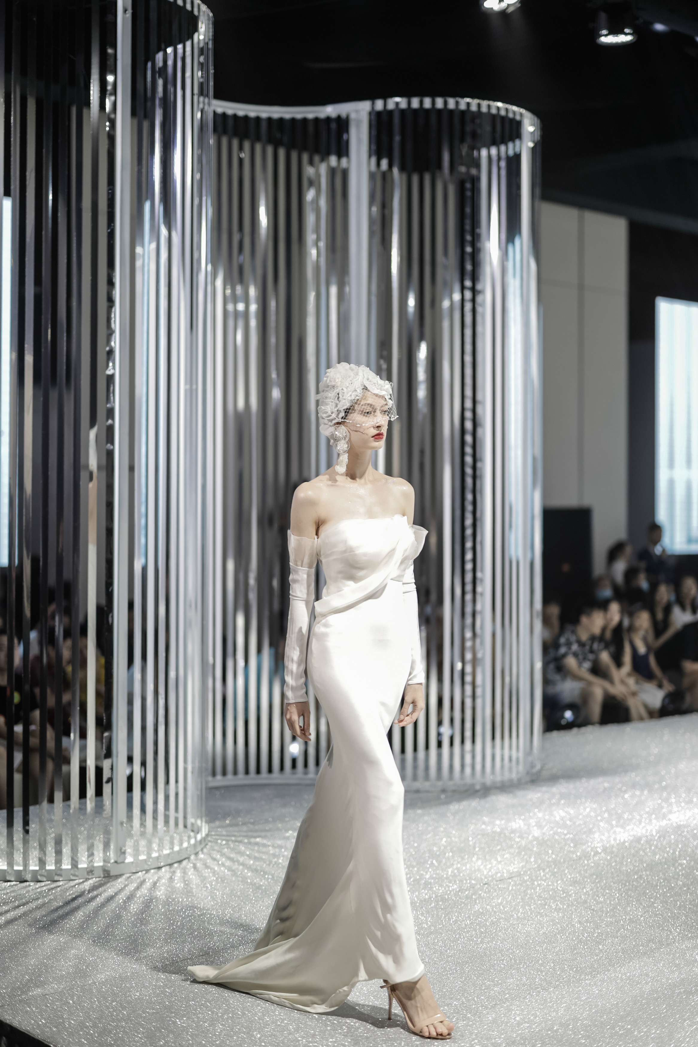 天际酒店重庆尼依格罗上演摩登婚礼秀