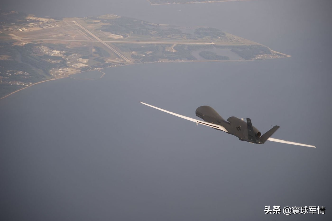 本月第7次出动，美海军头号无人机强闯东海，防空识别区内耀武扬威