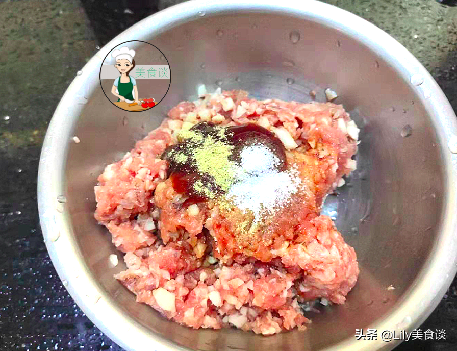 夏天多给孩子做这蒸菜吃，营养高蛋白，蒸10分钟就好，鲜嫩好消化