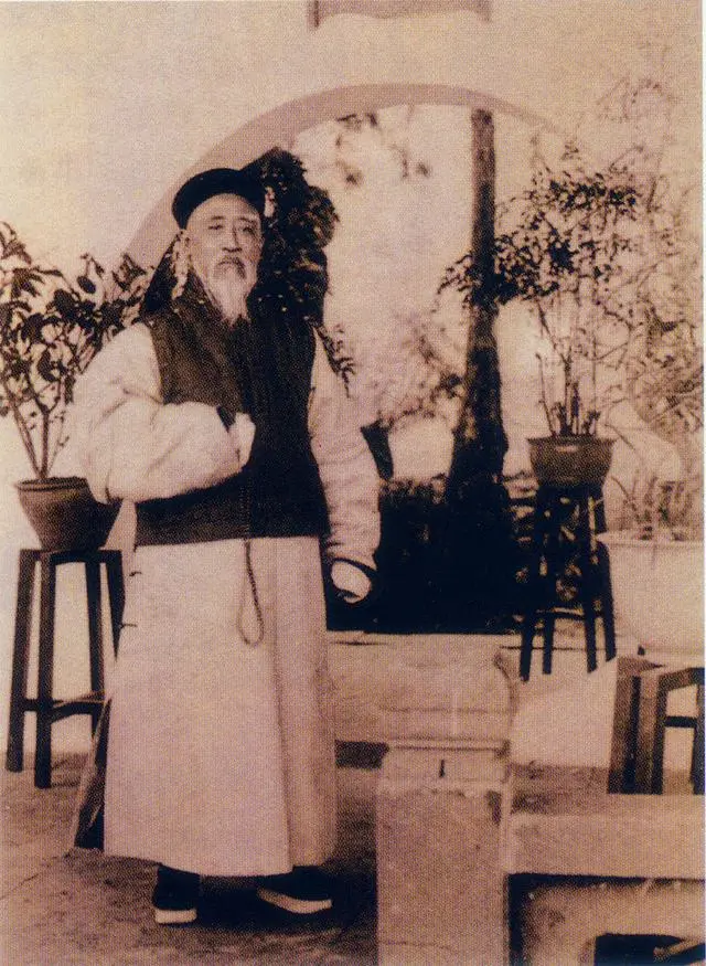 “义和团若是野蛮,有的人连猴子都不如!”