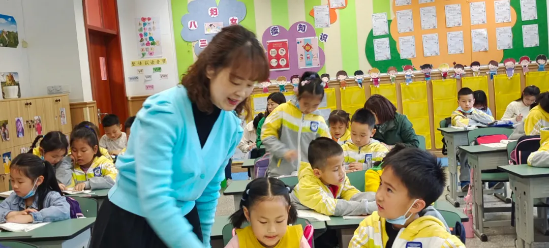 教研思维大碰撞 青年教师共成长丨双流实小外国语学校课例展示
