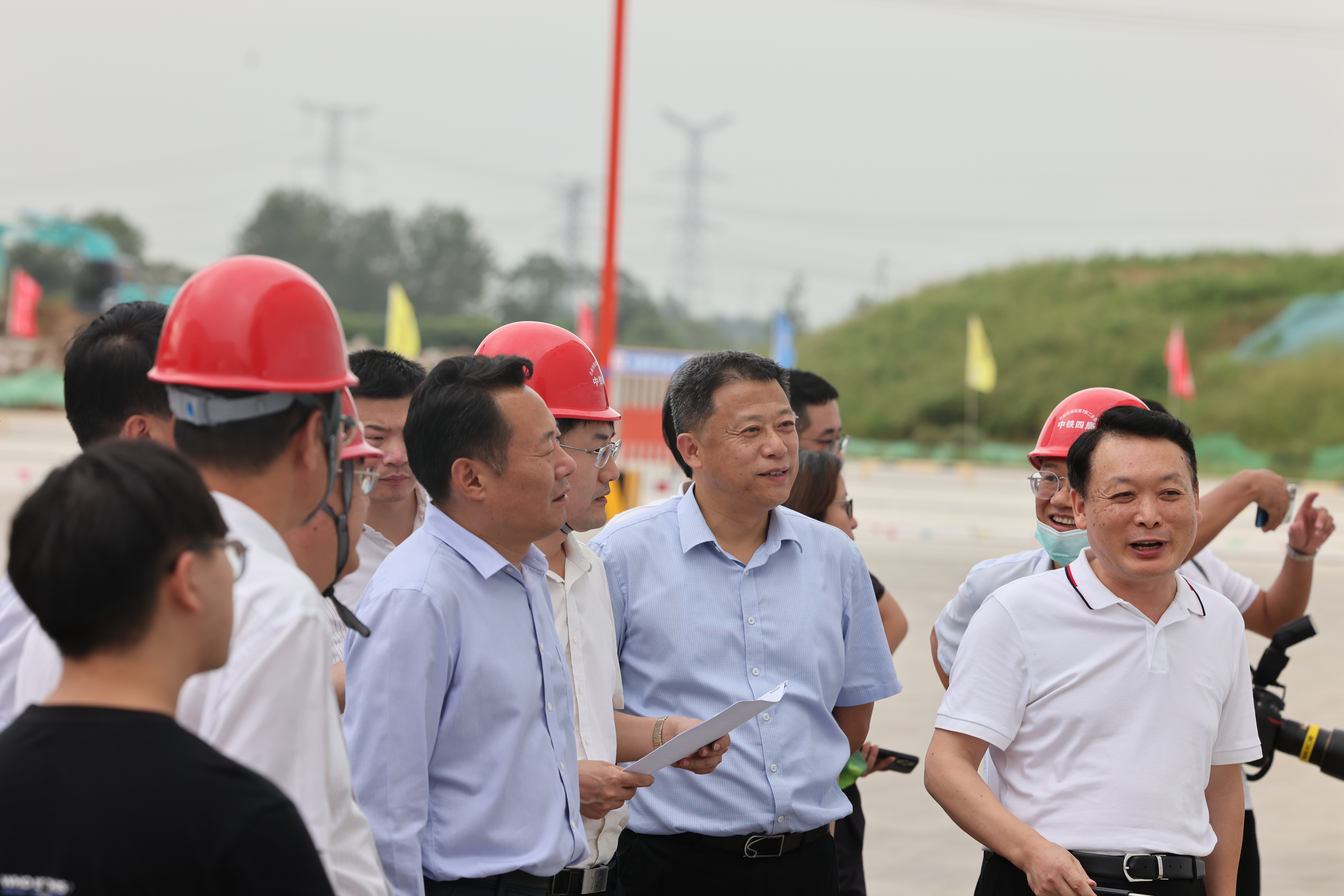 安徽省委常委、合肥市委书记虞爱华到合新铁路项目调研
