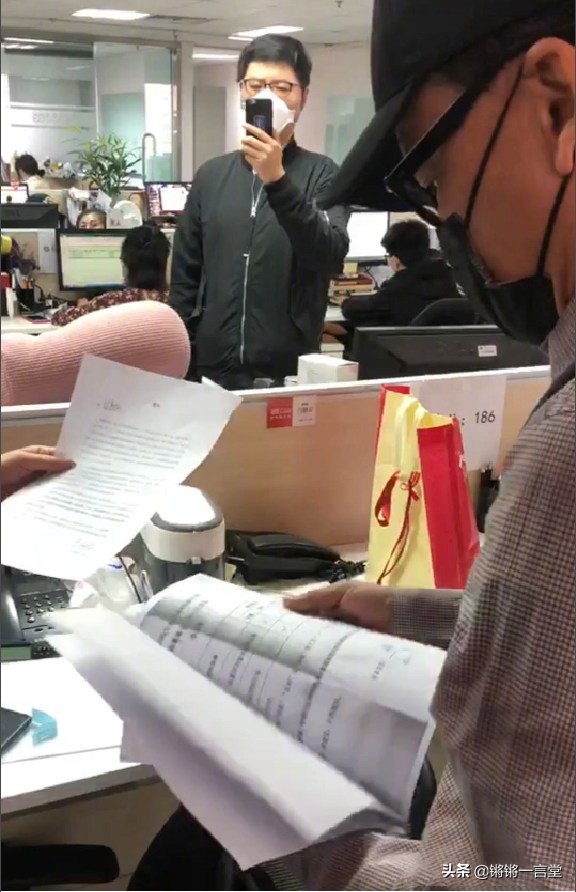 失意总裁李国庆：连个老婆都搞不定，凭什么想