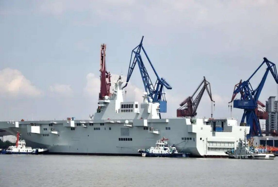 中国首艘075两栖攻击舰，它的实力如何？未来建