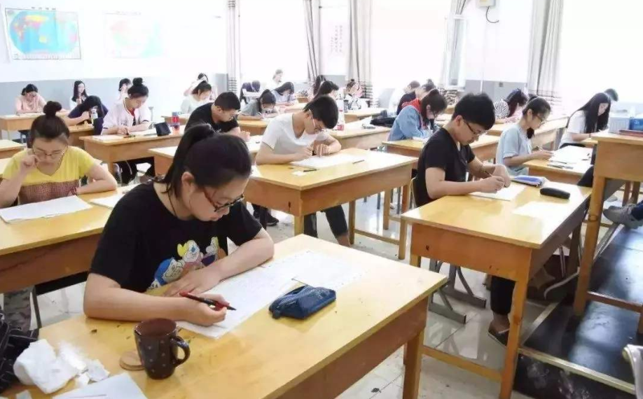 2021高考改革最新方案对复读生有什么影响 这些地区已出台政策复读需谨慎
