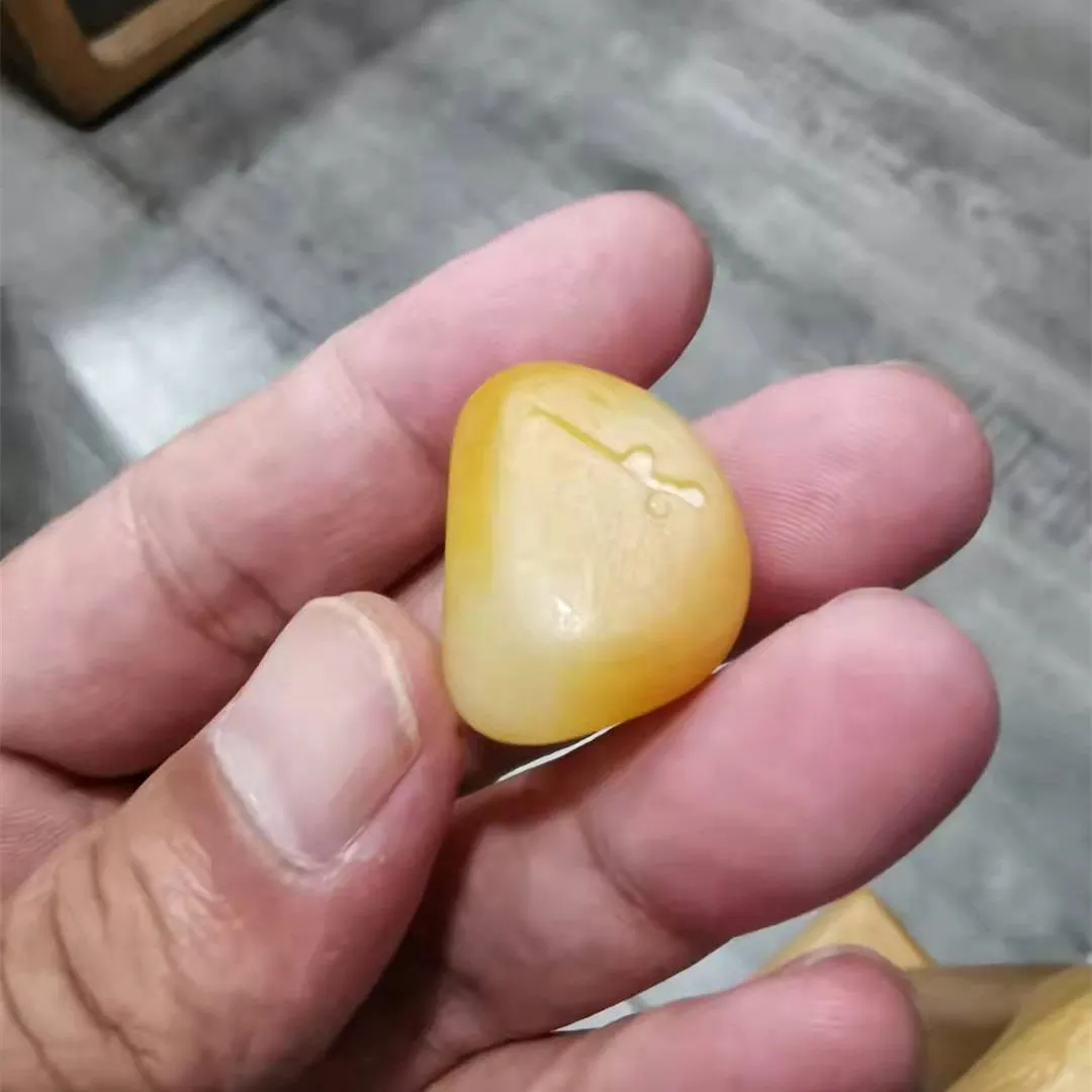 实战经验 | 籽料脱水对玉质会有怎样影响?