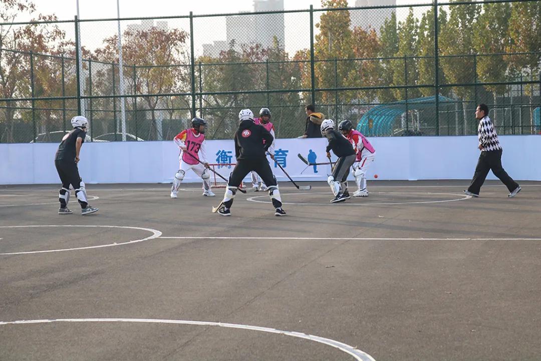「奥体中心」第二届冰雪运动会陆地冰球成功举办