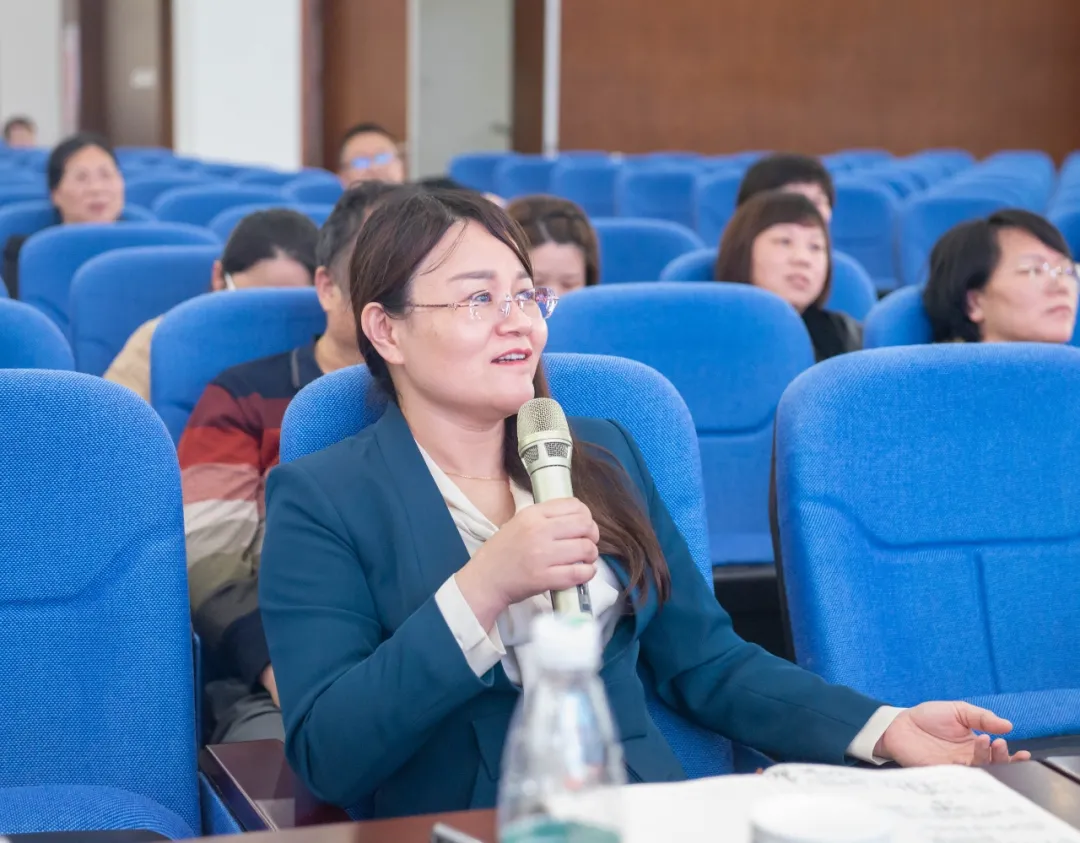 提素质 促发展 湘潭县妇幼保健院特邀北大教授朱恒鑫培训授课