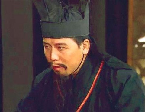 他是一代豪杰，在刘备手下籍籍无名，跳槽之后风生水起